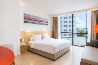 HARRIS Hotel Pontianak - 1