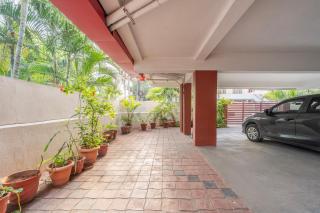 Treebo AVM Comfort Inn Near Gandhipuram Bus Stand - Coimbatore - 3