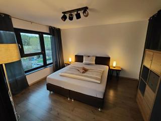 Haus mit zeitloser Eleganz in Bergkammen - 2