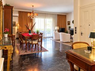 Spacious Double room in the Center of Athens - 0
