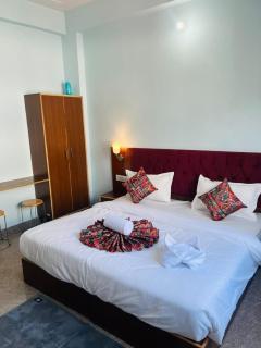 Hotel Tapobhumi Mani - 0