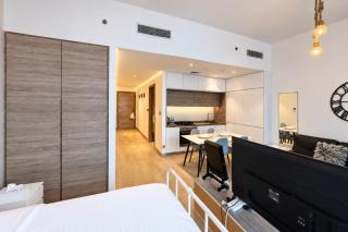 Naseem - Studio One Tower - 5