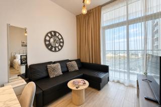 Naseem - Studio One Tower - 4