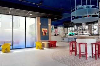 MEININGER Hotel Barcelona Fira Gran Via - 5