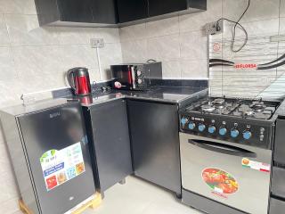 Kim Haven Apartments 2BR with workspace - 4