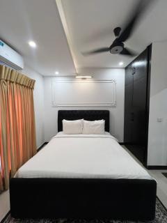 Luxury & Cozy 1BHK Apartment in Islamabad - 4