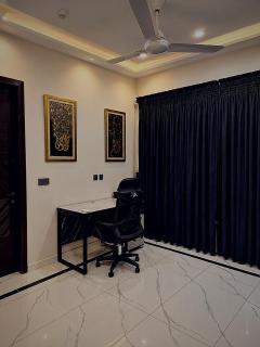 Luxe Retreat - 5