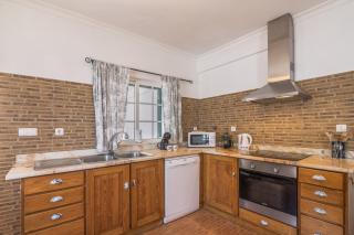 Villa Grandvale By TripAlg - 3