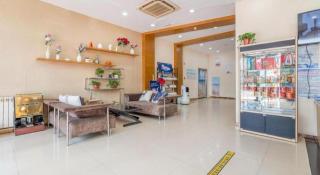 Super 8 Hotel Qingdao Jiaozhou Bus Station - 9