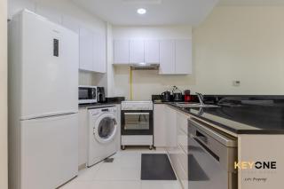 Viridis Living Chic and Spacious 1BR - 8