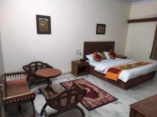 Hotel Golden Magic Jaisalmer - 1