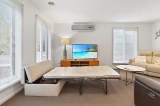 Retreat on Gairloch I Geelong River Hideaway - 1