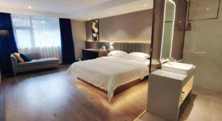 7 Days Premium Guilin Liangjiang Sihu Central Plaza - 9