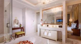 New Century Grand Hotel Haiyan Haili - 9