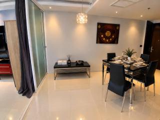Absolutely Brilliant Bangla Patong - 2BR Suites - 3