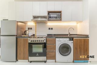 Elz Residence Stylish Studio Living - 8