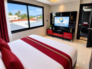 Absolutely Brilliant Bangla Patong - 2BR Suites - 4
