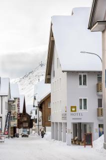 Apartment Crown Andermatt-16 - 7