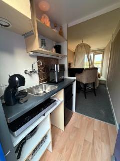 Tiny house blue - 8