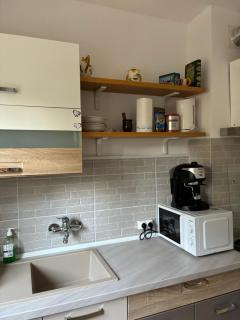 Modern 2 Beds Apartment Near Aquastar Wi-Fi - 7