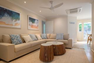 Family-Friendly Escape 5 Mins to Scarborough Beach - 9