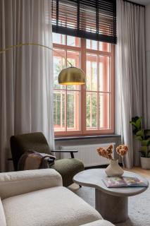 Free Parking, Balcony, Design Loft - by Innorental - 7