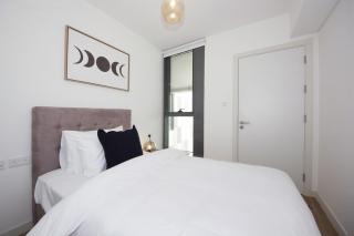 Bloomfields 2BR Duplex in Raha Lofts - 7