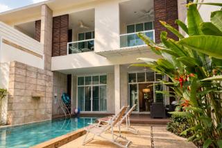 Cozy 3-Bedroom Pool Villa at Oxygen Bang Tao by Metrika - 2