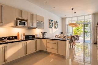 Cozy 3-Bedroom Pool Villa at Oxygen Bang Tao by Metrika - 9