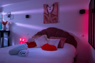 Suite BULLE D'AMOUR Balnèo Spa & Terrasse à 5 min des plages - 6