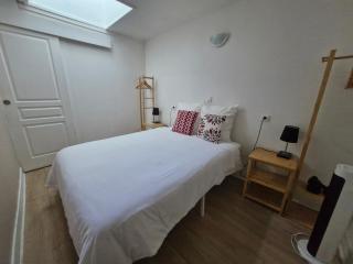 Petite Maison cosy avec terrasse - Parc Astérix 10 min - CDG 15 min - 4