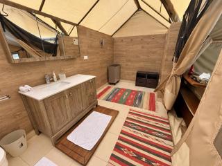 Naivasha Complex Listings - 5