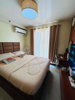 Cozy & Modern Condo Getaway - 7