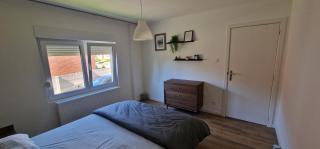 Private Retreat with Garden & Shared Living Areas - 8