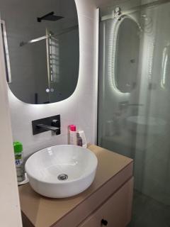 Glory House Accommodation - 2