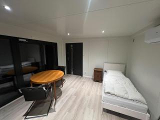 Gartenzimmer Handwerker- oder Messezimmer - 3