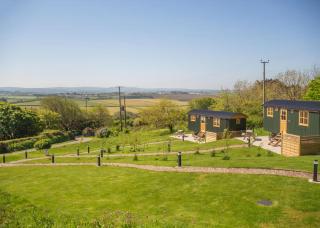 Beacon Shepherd Huts - 8