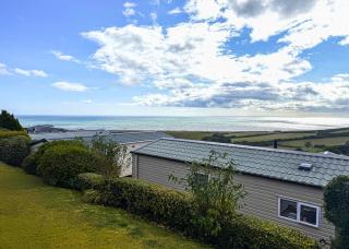 Gorselands Caravan Park - 2