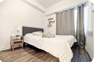 Bright 1BR Ville-Marie Montréal Condo - Near Metro - 7
