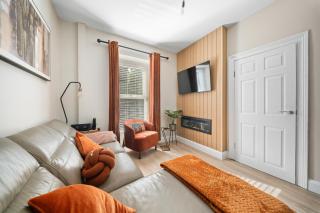 2 Bedroom House Derry City Centre with Free Wifi 5 Guests No 7 - 0
