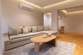 Luxury 3-Bedroom Apartment in the Heart of Almaza - 8