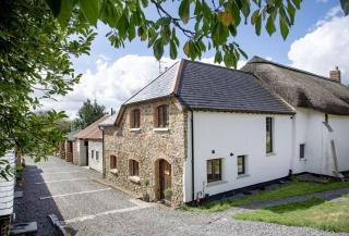 Keepers Lodge - 0