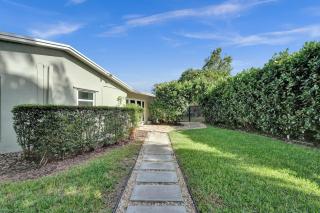 Newly Listed Casa Spanglish - Heated Pool Miami - 8