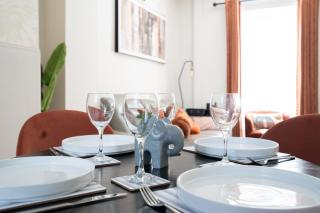 2 Bedroom House Derry City Centre with Free Wifi 5 Guests No 7 - 4