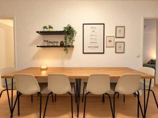 Elegant 2-Bedroom Apartment for 8 near Vorgartenstraße Metro - 8