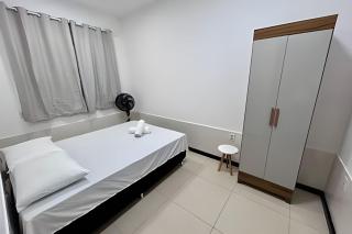 Casa c/ AR, 4/4, mt espaçosa em ótima localização - 5