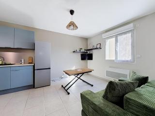 2 Apparts au RDC 12 pers 4 Chambres - 9