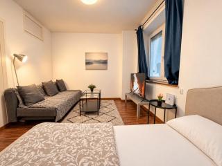 Warm 2-Bedroom Ground-Floor Flat near Taborstraße Metro - 4