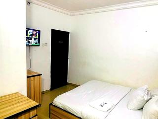 Century 24 Hotel & Suites - 9