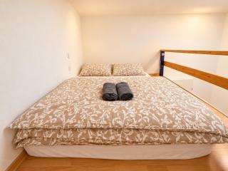 Wonderful 2-Bedroom Apartment for 8 near Hauptbahnhof - 5